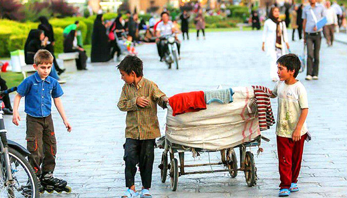 فقر فرهنگی در کنار فقر مالی سبب فرستادن کودکان به کار، توسط خانواده‌ها می‌شود