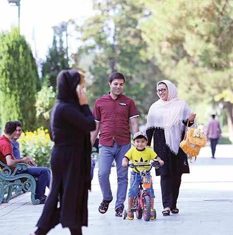 فرهنگ وارداتی بنیان خانواده را با چالش مواجه می‌کند