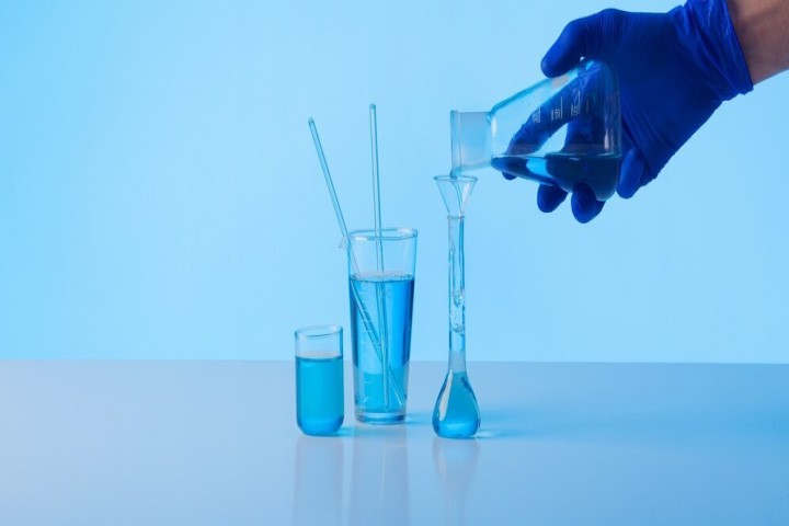 پایش مستمر و دقیق کیفیت آب شرب در شهرها و روستاهای آذربایجان غربی