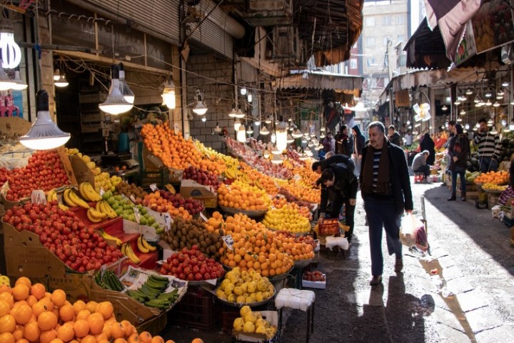 خداحافظی اقشار کم درآمد با میوه