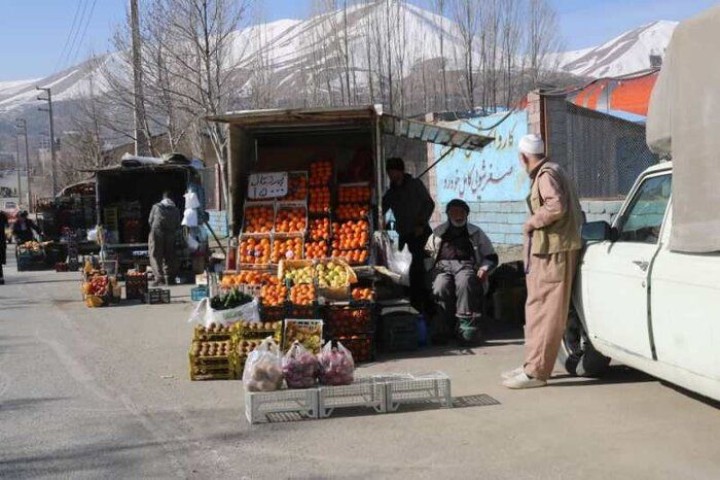 قیمت‌های غیرواقعی و ناخوانا که فقط برای جلب توجه مشتری نصب شده‌اند!