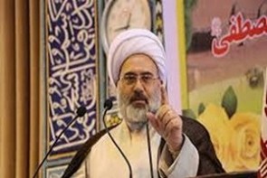 مسئولان شعار رونق تولید را جدی بگیرند 