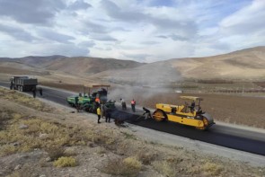 آسفالت بالغ بر ۳۴ کیلومتر راه روستایی در شهرستان بوکان