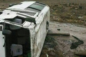 مصدومیت ۶ تن در واژگونی ون معدن در جاده زره شوران تکاب مصدومیت ۶ تن در واژگونی ون معدن در جاده زره شوران تکاب
