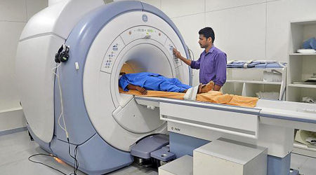 بیمارستان مکلف به ضمیمه کردن پاسخ MRI است