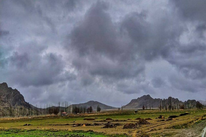 موج سرما و بارش باران در آذربایجان‌غربی